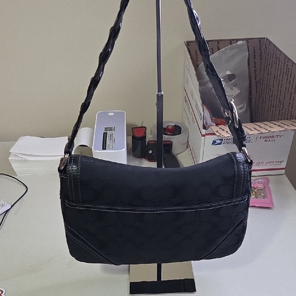 Coach Signature Chelsea Soho Flap Shoulder Bag - Picture 4 of 9